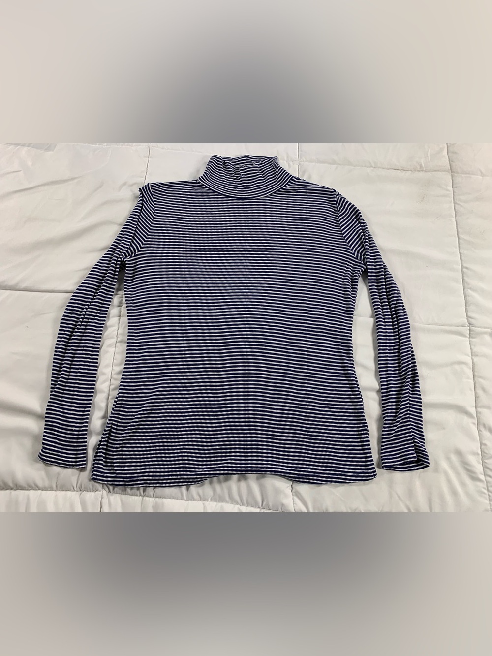 Pre loved JONES long sleeve turtleneck shirt womens size S
